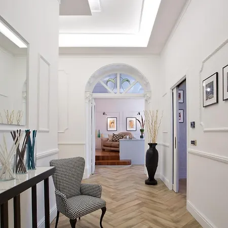 Apartment Eleganza Nel Cuore Di By Wonderful Italy Naples